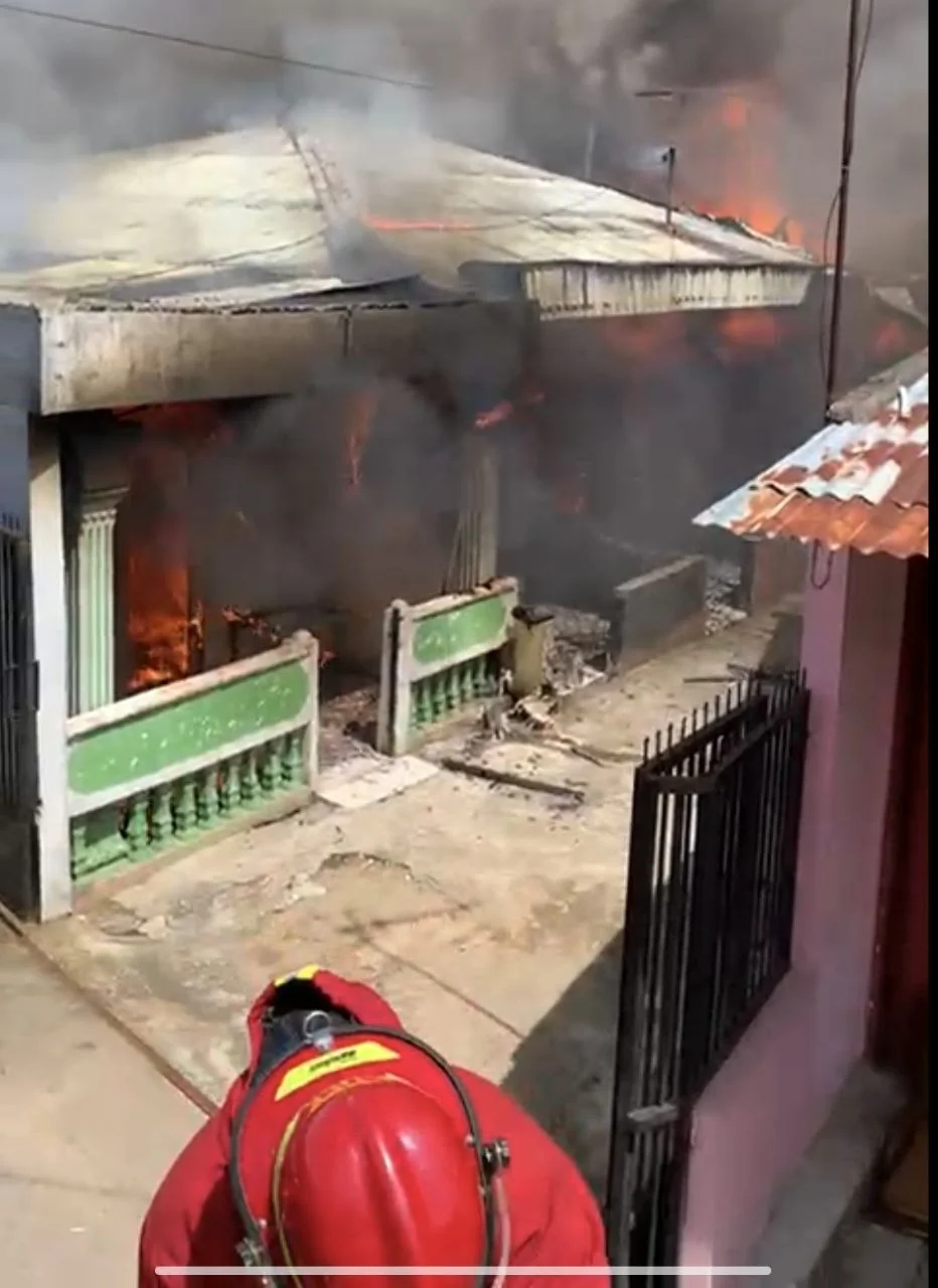 Kebakaran Landa Berok Siteba, Sejumlah Rumah Warga Ludes
